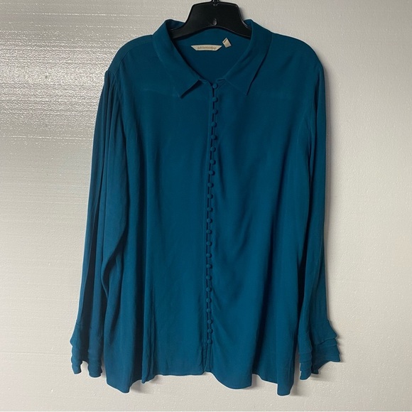 Soft Surroundings Tops - Soft Surroundings Blouse Women 2X Blue Button Front Long Sleeve Ruffle Cuffs